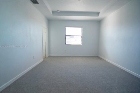 Townhouse in Homestead, Florida 3 bedrooms, 142.6 sq.m. № 1948979 - photo 8