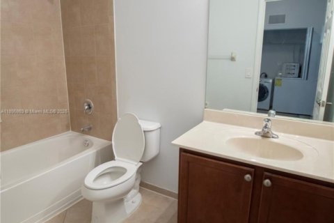 Townhouse in Homestead, Florida 3 bedrooms, 142.6 sq.m. № 1948979 - photo 21