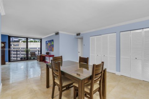 Купить кондоминиум в Майами, Флорида 2 спальни, 116.03м2, № 2002366 - фото 9