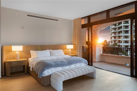 Купить кондоминиум в Майами-Бич, Флорида 7 спален, 912.86м2, № 2174863 - фото 25