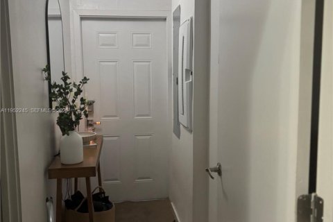 Купить таунхаус в Хомстед, Флорида 4 спальни, 133.22м2, № 2006609 - фото 17