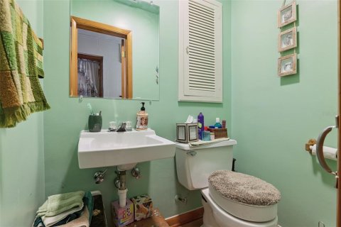 House in Mount Dora, Florida 2 bedrooms, 136.19 sq.m. № 2267040 - photo 23