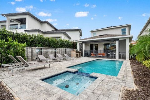 Casa en venta en Kissimmee, Florida, 4 dormitorios, 213.21 m2 № 2385614 - foto 2