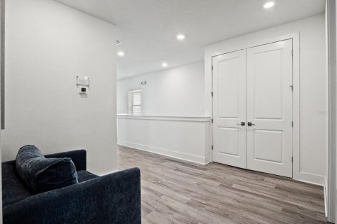 Casa en venta en Kissimmee, Florida, 4 dormitorios, 213.21 m2 № 2385614 - foto 27