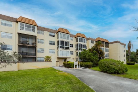 Copropriété à vendre à Plantation, Floride: 2 chambres, 100.33 m2 № 2181862 - photo 23