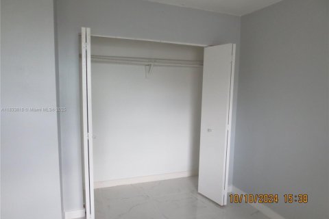 Villa ou maison à louer à Miami, Floride: 3 chambres, 92.9 m2 № 1819711 - photo 13