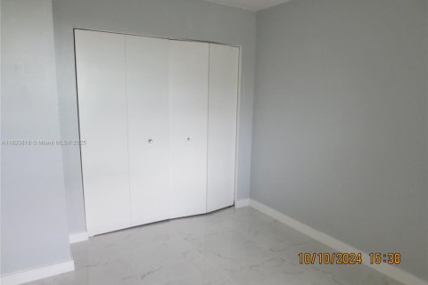 Villa ou maison à louer à Miami, Floride: 3 chambres, 92.9 m2 № 1819711 - photo 12