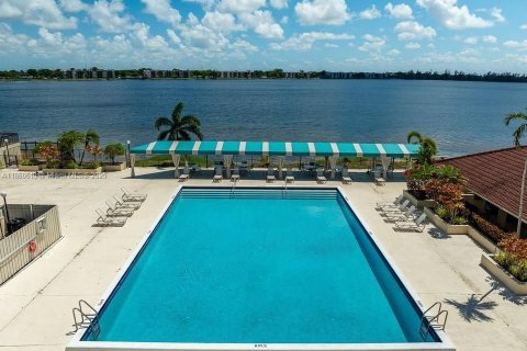 Copropriété à vendre à Oakland Park, Floride: 2 chambres, 104.05 m2 № 1963379 - photo 30