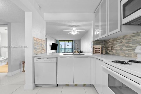 Copropriété à vendre à Oakland Park, Floride: 2 chambres, 104.05 m2 № 1963379 - photo 7