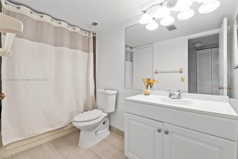 Copropriété à vendre à Oakland Park, Floride: 2 chambres, 104.05 m2 № 1963379 - photo 15