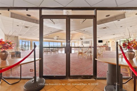 Copropriété à vendre à Oakland Park, Floride: 2 chambres, 104.05 m2 № 1963379 - photo 23