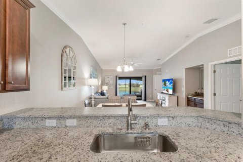 Condo in Bradenton, Florida, 2 bedrooms  № 1773112 - photo 22
