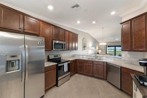 Condo in Bradenton, Florida, 2 bedrooms  № 1773112 - photo 20