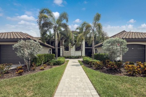 Condo in Bradenton, Florida, 2 bedrooms  № 1773112 - photo 1