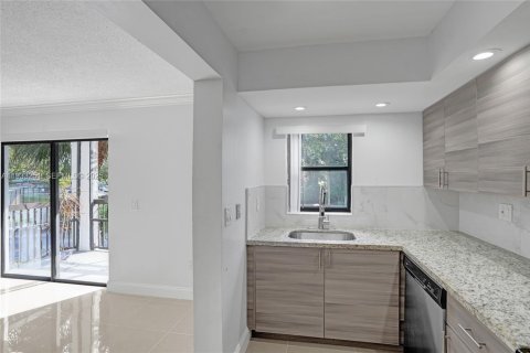 Copropriété à louer à Fort Lauderdale, Floride: 2 chambres, 89.93 m2 № 1993511 - photo 5
