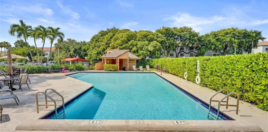 Condo à Fort Lauderdale, Floride, 2 chambres  № 1993511