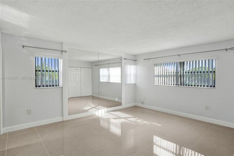 Copropriété à louer à Fort Lauderdale, Floride: 2 chambres, 89.93 m2 № 1993511 - photo 7