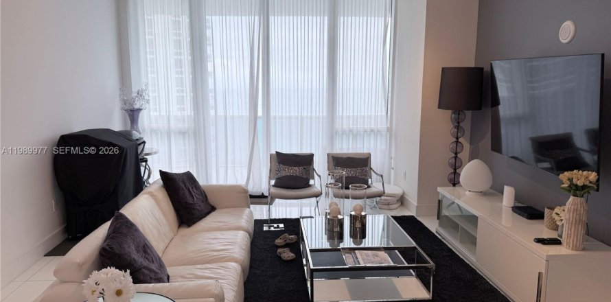 Condo in Sunny Isles Beach, Florida, 3 bedrooms  № 2052031