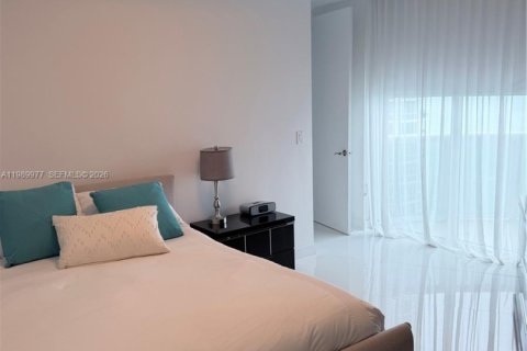 Condo in Sunny Isles Beach, Florida, 3 bedrooms  № 2052031 - photo 10