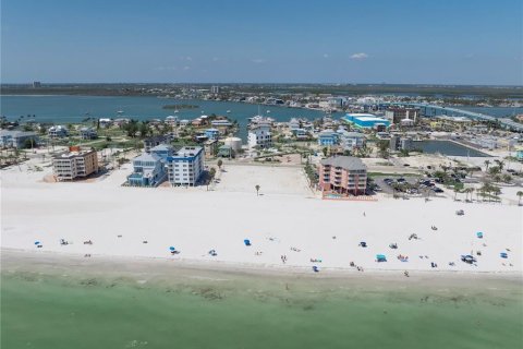Propiedad comercial en venta en Fort Myers Beach, Florida № 1841364 - foto 25