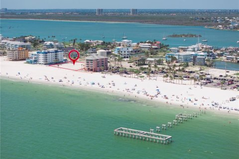 Propiedad comercial en venta en Fort Myers Beach, Florida № 1841364 - foto 2