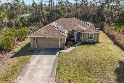 Villa ou maison à Port Charlotte, Floride 3 chambres, 177.35 m2 № 2143393