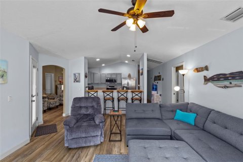 Villa ou maison à vendre à Port Charlotte, Floride: 3 chambres, 177.35 m2 № 2143393 - photo 26