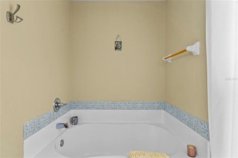 Villa ou maison à vendre à Port Charlotte, Floride: 3 chambres, 177.35 m2 № 2143393 - photo 21