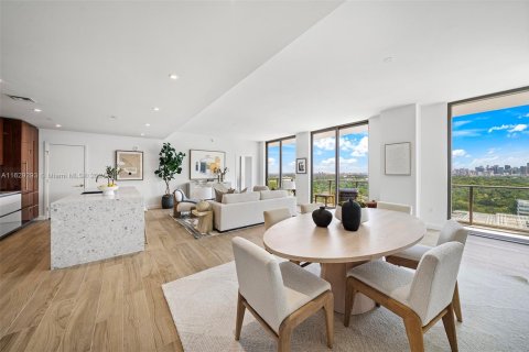 Copropriété à vendre à Miami, Floride: 3 chambres, 191.19 m2 № 1712200 - photo 1