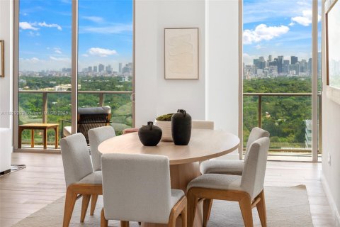 Copropriété à vendre à Miami, Floride: 3 chambres, 191.19 m2 № 1712200 - photo 10