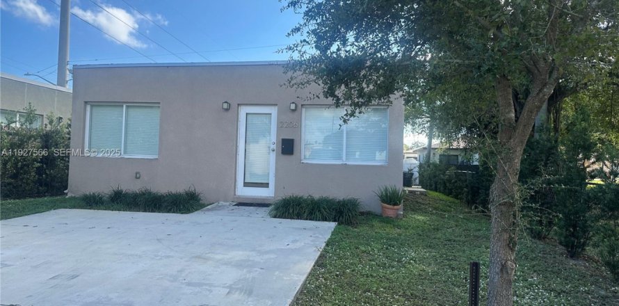 Casa en Hollywood, Florida 3 dormitorios, 92.9 m2 № 2059964