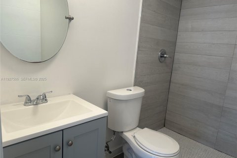 Casa en alquiler en Hollywood, Florida, 3 dormitorios, 92.9 m2 № 2059964 - foto 6