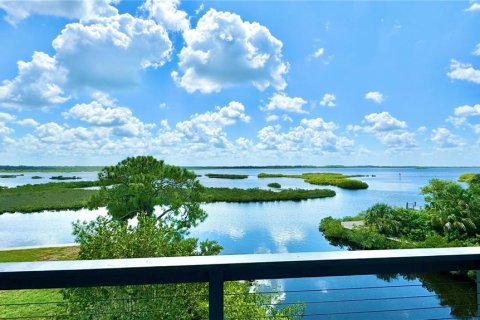 Villa ou maison à vendre à Weeki Wachee, Floride: 3 chambres, 151.9 m2 № 1813694 - photo 3