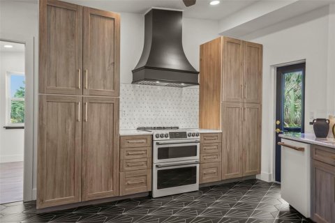 Villa ou maison à vendre à Weeki Wachee, Floride: 3 chambres, 151.9 m2 № 1813694 - photo 26