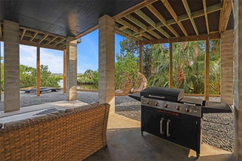 Villa ou maison à vendre à Weeki Wachee, Floride: 3 chambres, 151.9 m2 № 1813694 - photo 19