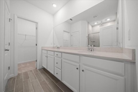House in Ocala, Florida 2 bedrooms, 143.81 sq.m. № 2114288 - photo 16