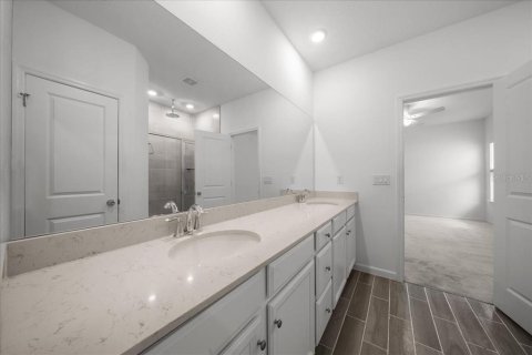 House in Ocala, Florida 2 bedrooms, 143.81 sq.m. № 2114288 - photo 17