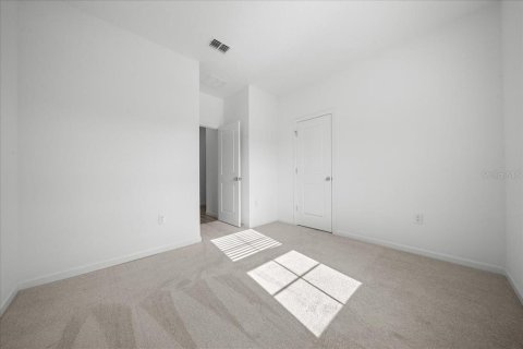 House in Ocala, Florida 2 bedrooms, 143.81 sq.m. № 2114288 - photo 20