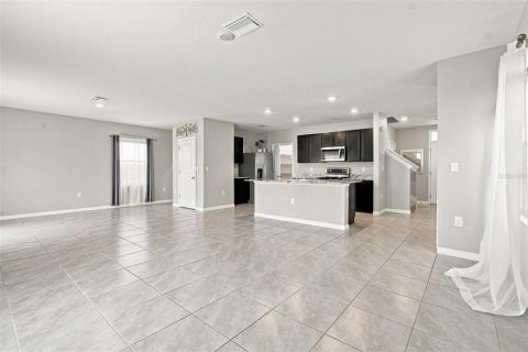 Villa ou maison à vendre à Wesley Chapel, Floride: 4 chambres, 209.96 m2 № 2305877 - photo 14
