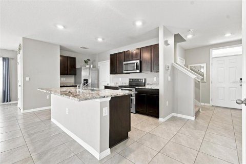 Villa ou maison à vendre à Wesley Chapel, Floride: 4 chambres, 209.96 m2 № 2305877 - photo 8