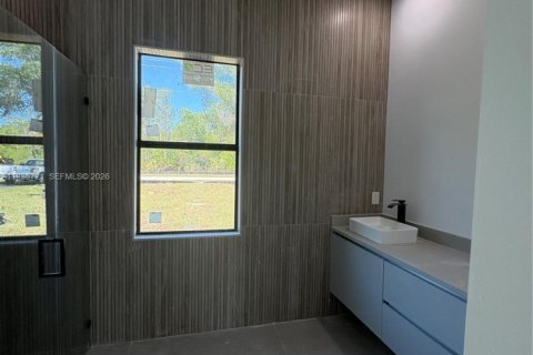 Villa ou maison à vendre à Naples, Floride: 3 chambres, 168.34 m2 № 2048742 - photo 20