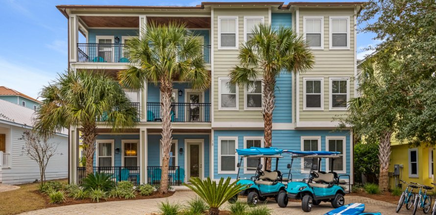 House in Santa Rosa Beach, Florida 6 bedrooms, 373 sq.m. № 559530