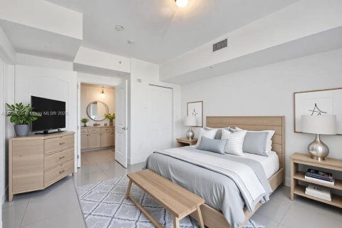 Condominio en venta en Hollywood, Florida, 2 dormitorios, 96.25 m2 № 1738855 - foto 12