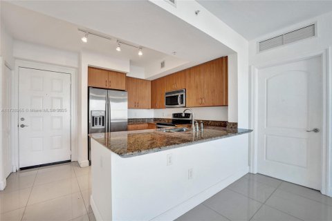 Condominio en venta en Hollywood, Florida, 2 dormitorios, 96.25 m2 № 1738855 - foto 8