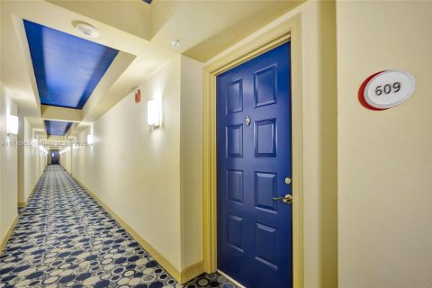Condominio en venta en Hollywood, Florida, 2 dormitorios, 96.25 m2 № 1738855 - foto 27