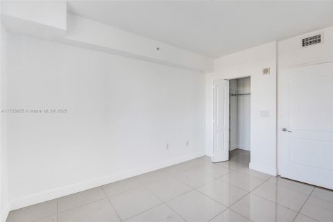 Condominio en venta en Hollywood, Florida, 2 dormitorios, 96.25 m2 № 1738855 - foto 22