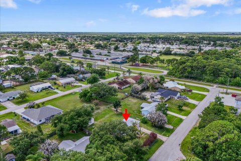 House in Port St. Lucie, Florida 2 bedrooms, 83.98 sq.m. № 2178810 - photo 24