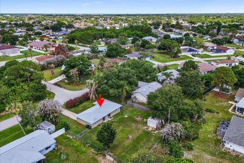 House in Port St. Lucie, Florida 2 bedrooms, 83.98 sq.m. № 2178810 - photo 21