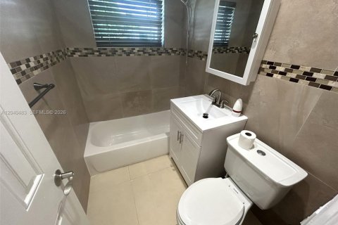 Apartment in Miami, Florida 3 bedrooms, 116.13 sq.m. № 2087100 - photo 7