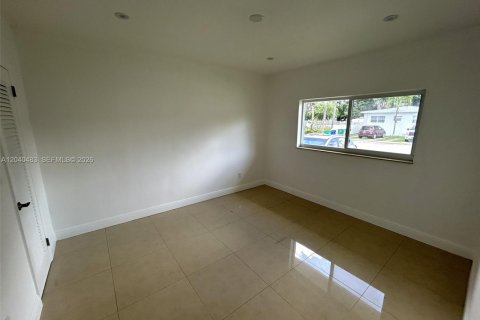 Apartment in Miami, Florida 3 bedrooms, 116.13 sq.m. № 2087100 - photo 12